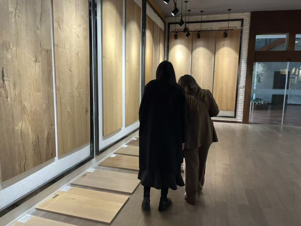 Global Visits, Local Conversations-kelaiwood Global Visits, Local Conversations-kelaiwood