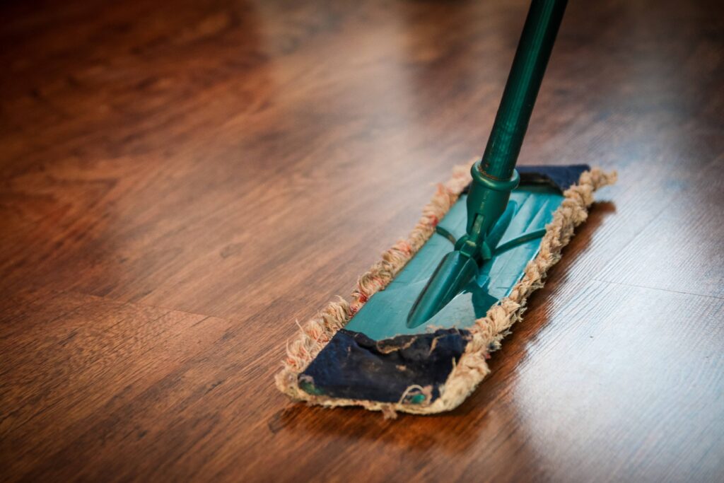How to Protect Wood Flooring from Water Damage-kelaiwood